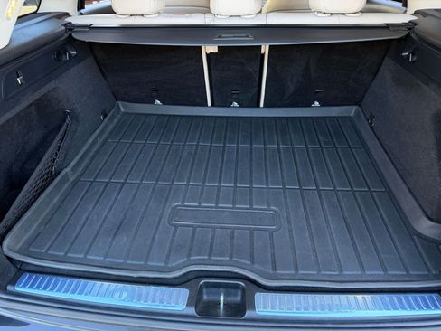 Used 2022 Mercedes-Benz GLC 300 4MATIC image 18