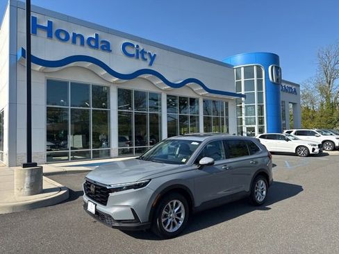 Used 2023 Honda CR-V EX-L image 2
