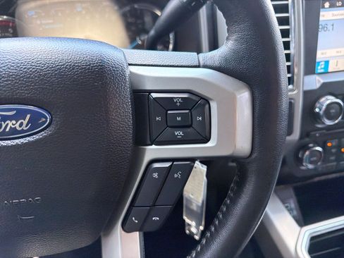 Used 2017 Ford F250 Lariat w/ Lariat Value Package AWD/4WD image 20