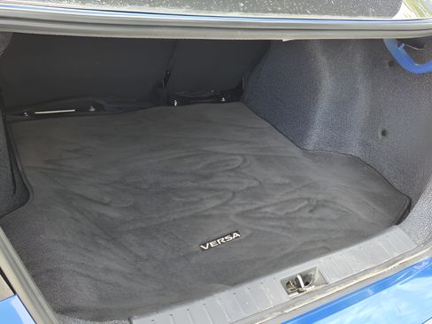 Used 2024 Nissan Versa SV FWD image 13
