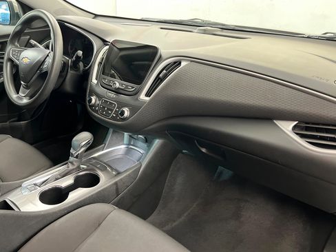 Used 2023 Chevrolet Malibu LT image 23