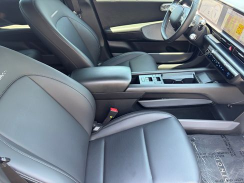 Used 2023 Hyundai Ioniq 6 SEL RWD image 11