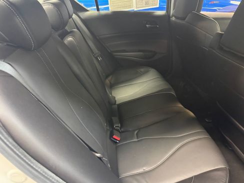 Certified 2020 Acura ILX w/ Premium Package image 30