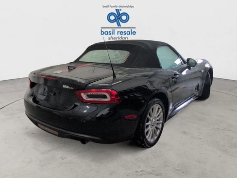 Used 2020 FIAT 124 Spider Classica w/ Technology Group image 6