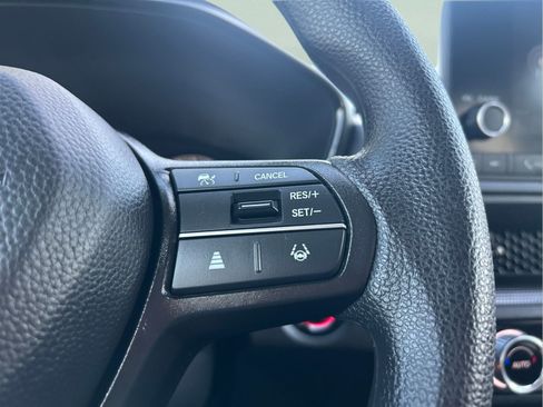 Used 2025 Honda CR-V EX image 15