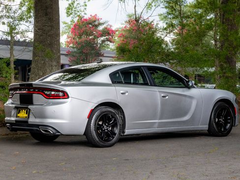Used 2021 Dodge Charger SXT w/ Leather Interior Group RWD image 52