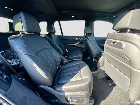New 2026 BMW X7 xDrive40i w/ M Sport Package image 23