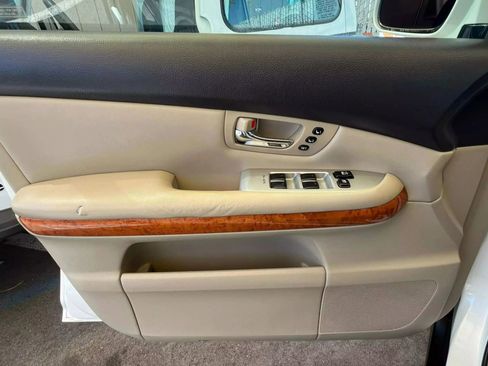 Used 2006 Lexus RX 400h 2WD image 9