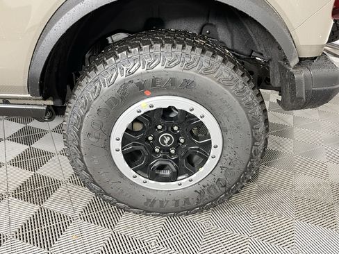 New 2025 Ford Bronco Big Bend w/ Black Diamond Package image 20