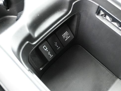 Used 2019 Honda CR-V EX image 17