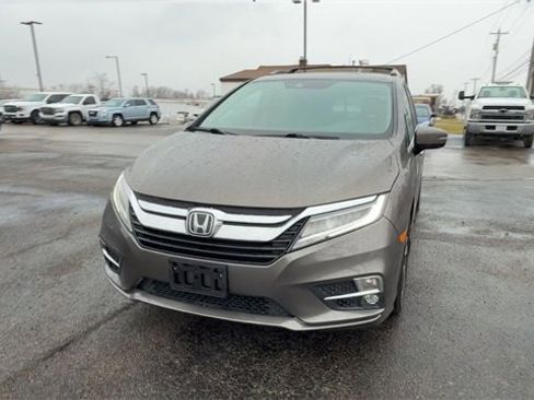 Used 2018 Honda Odyssey Elite image 3