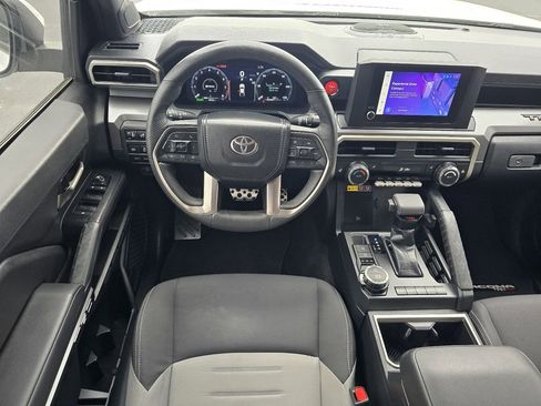 Used 2024 Toyota Tacoma TRD Sport w/ TRD Sport Upgrade Package image 15
