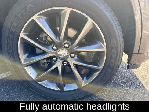 Used 2018 Dodge Durango GT AWD/4WD image 20