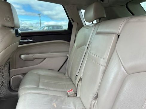 Used 2011 Cadillac SRX Luxury FWD image 12