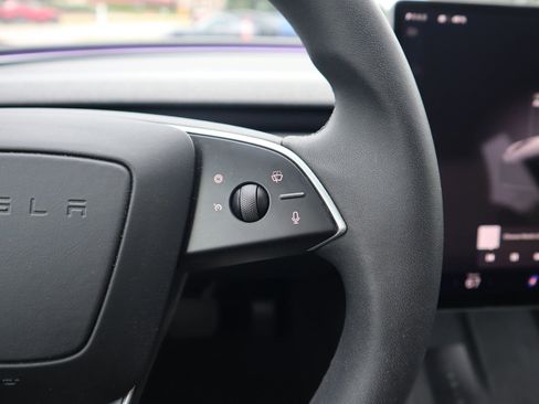Used 2025 Tesla Model 3 Long Range AWD/4WD image 17