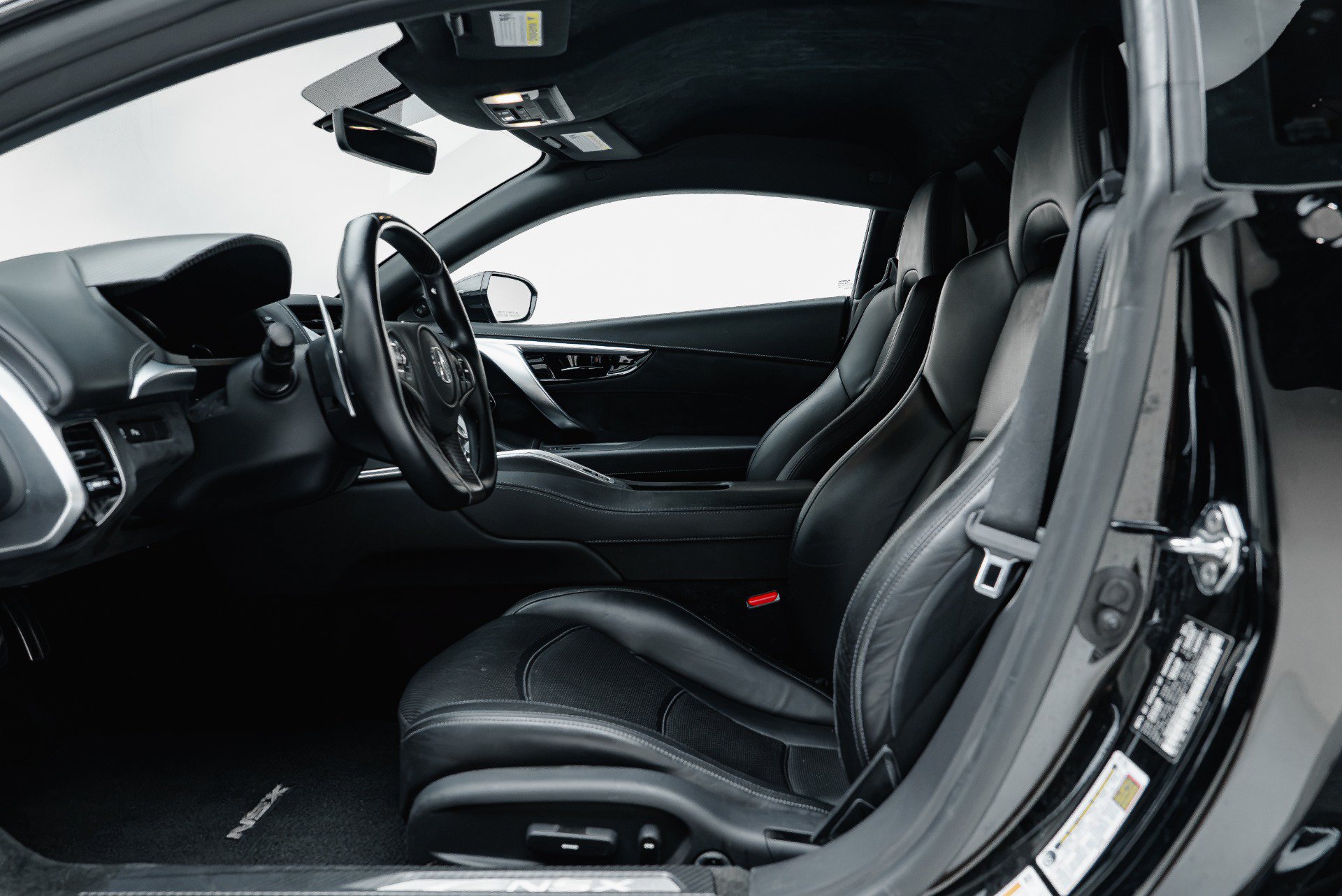 Used 2017 Acura NSX AWD/4WD image 37