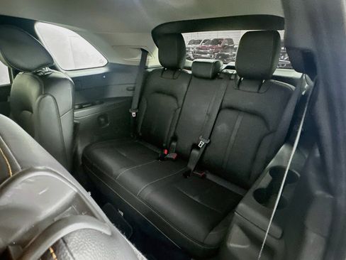 Used 2025 MAZDA CX-90 Plug-In Hybrid w/ Preferred AWD/4WD image 29