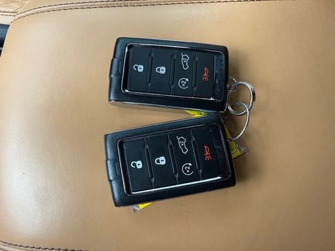 Used 2023 Jeep Grand Cherokee L Summit w/ Advanced Protech Group IV image 48