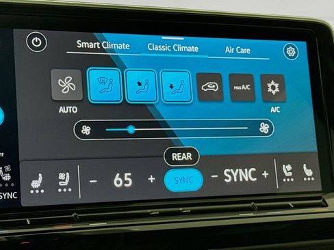 Used 2025 Volkswagen Atlas SEL image 20