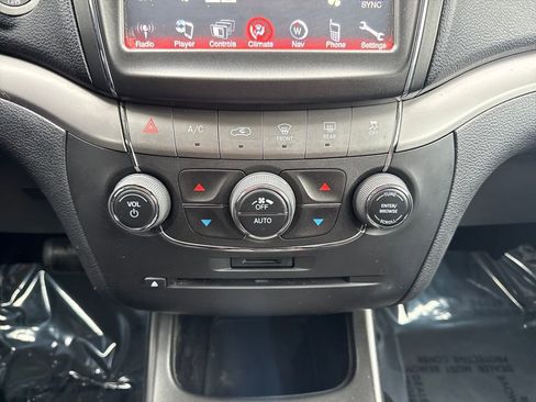 Used 2017 Dodge Journey Crossroad image 22