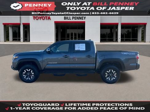 Used 2023 Toyota Tacoma TRD Off-Road w/ Advanced Technology Package AWD/4WD image 2