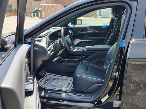 New 2026 Cadillac Lyriq V w/ LPO, Floor Liner Package image 9