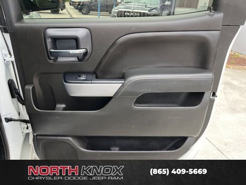Used 2018 Chevrolet Silverado 1500 LT w/ All Star Edition AWD/4WD image 23