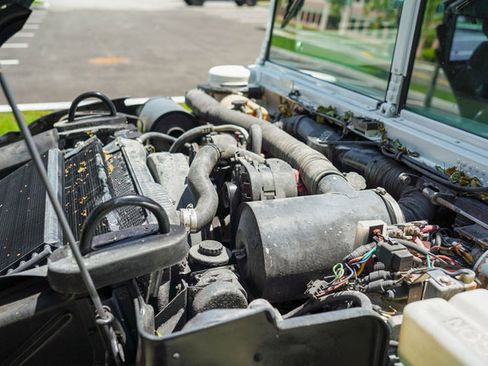 Used 1995 HUMMER H1 4-Door Wagon image 16