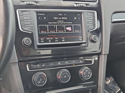 Used 2017 Volkswagen GTI Sport image 14