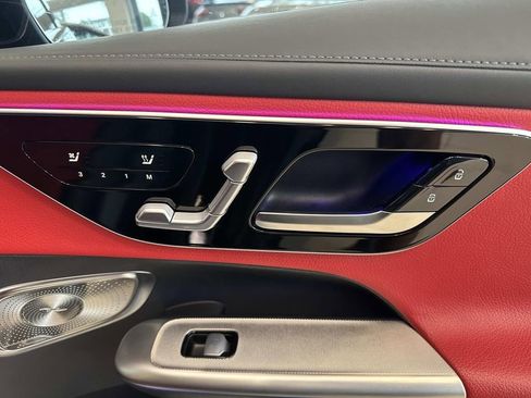 Used 2024 Mercedes-Benz GLC 43 AMG 4MATIC image 15
