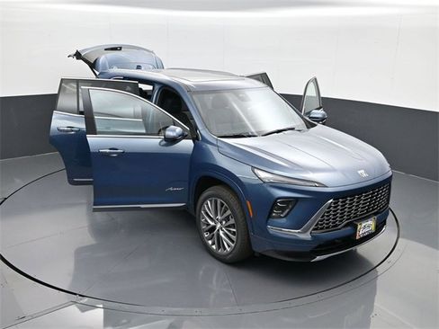 New 2026 Buick Enclave Avenir w/ Super Cruise Package image 30