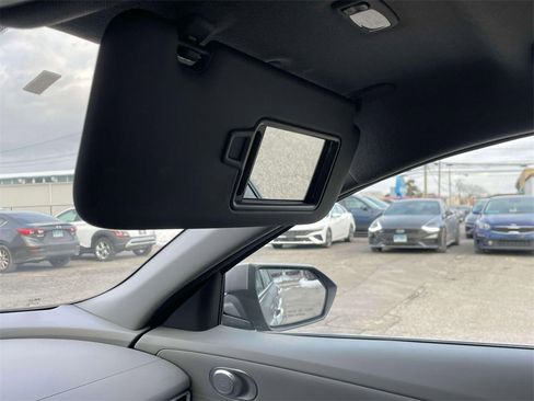 Certified 2024 Hyundai Elantra SEL image 31