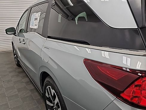 New 2026 Honda Odyssey EX-L image 6