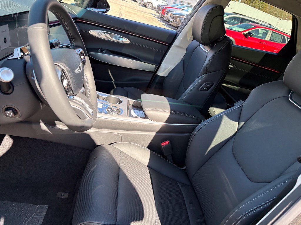 New 2027 Genesis GV70 2.5T Select AWD/4WD image 9