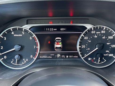 Used 2024 Nissan Rogue SV image 28