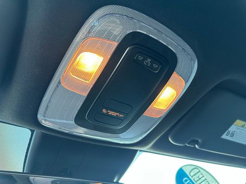 Used 2025 Hyundai Elantra Sport image 24