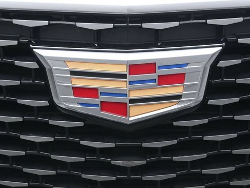 Certified 2024 Cadillac XT6 Premium Luxury w/ LPO, Floor Liner Package AWD/4WD image 36
