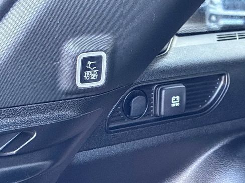 Certified 2025 Jeep Grand Cherokee Limited AWD/4WD image 14