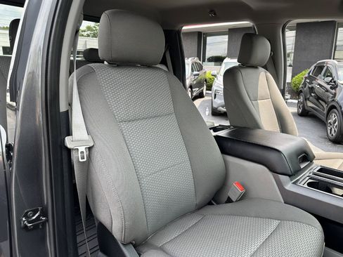 Used 2019 Ford F150 XLT w/ Equipment Group 302A Luxury AWD/4WD image 45