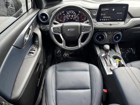 Used 2023 Chevrolet Blazer RS w/ Driver Confidence II Package FWD image 15