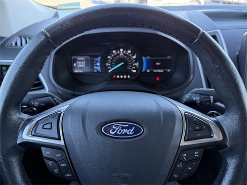 Certified 2024 Ford Edge SEL w/ Convenience Package image 18