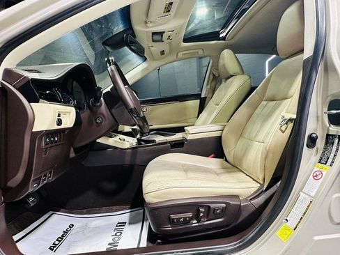 Used 2018 Lexus ES 350 w/ Luxury Package w/Wood Trim FWD image 13