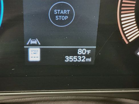 Used 2025 Hyundai Kona SEL AWD/4WD image 19