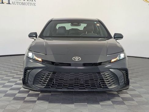 Used 2025 Toyota Camry SE w/ Convenience Package FWD image 40