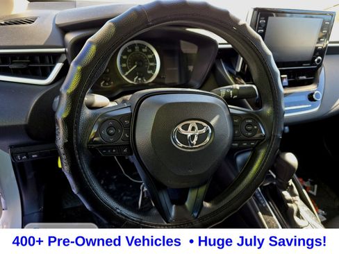 Used 2021 Toyota Corolla LE FWD image 15