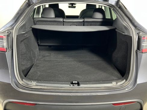 Used 2023 Tesla Model Y Long Range image 16
