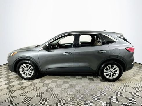 Used 2022 Ford Escape SE FWD image 6