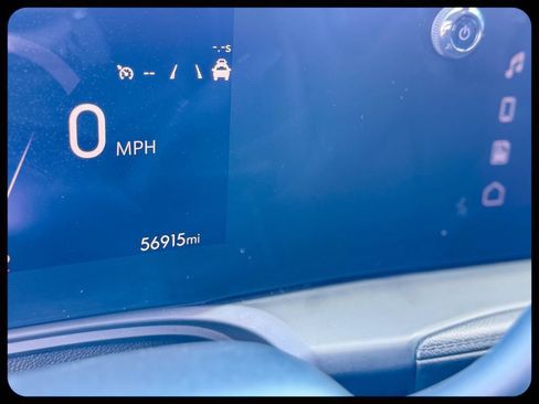 Used 2024 Buick Encore GX Sport Touring FWD image 30