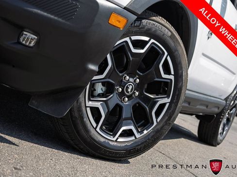 Used 2025 Ford Bronco Sport Outer Banks AWD/4WD image 13