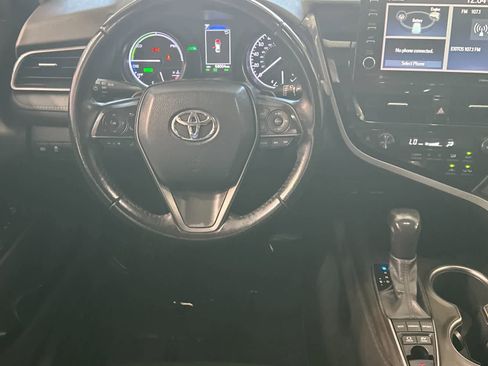 Used 2021 Toyota Camry SE w/ Audio Upgrade Package FWD image 15